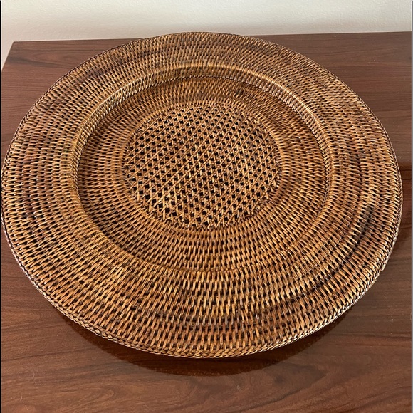 Other - Beautiful Large Round Rattan Charger Excellent Cindition